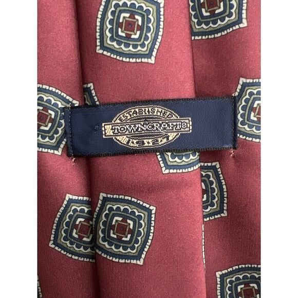 Town Crofts Men Burgundy Geometric Necktie - Picture 3 of 5